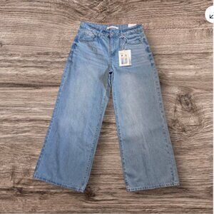 NWT 9th & Main wide leg womens jeans Denim Size 32x30 High Rise Blue Light Wash